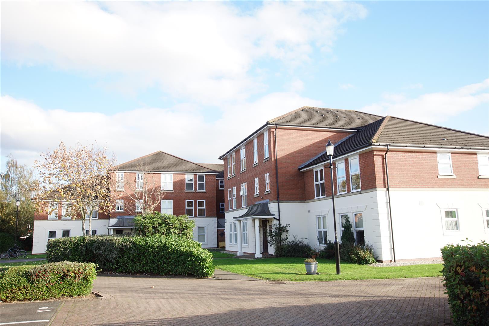 Sapphire Drive, Leamington Spa